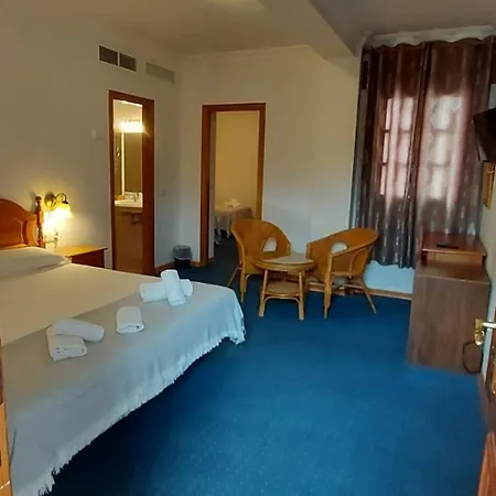 Mairena Hotel Mairena De Alcor