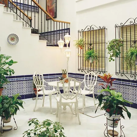 Mairena Hotel