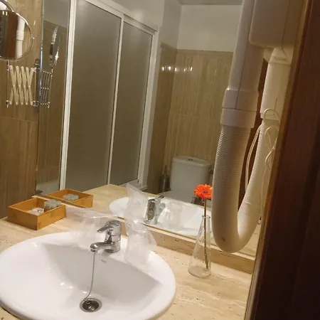 Hotel Mairena Mairena De Alcor