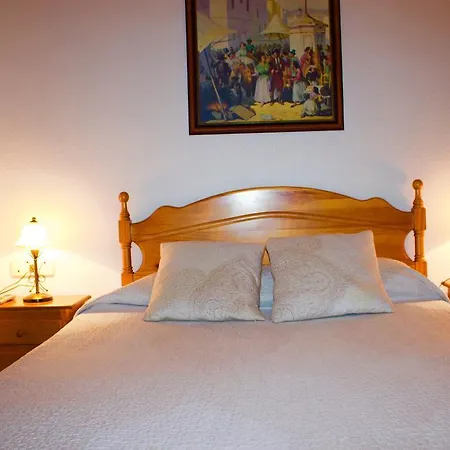 Hotel Mairena Mairena De Alcor