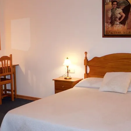 Hotel Mairena 2*