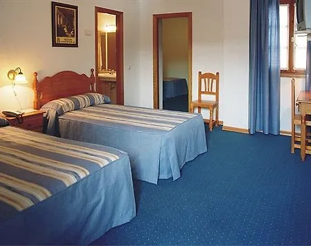 Mairena Hotel 2*