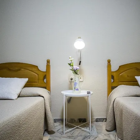 Hotel Mairena 2*